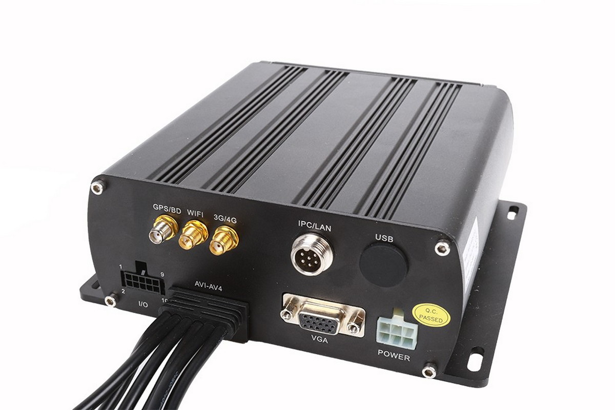 dvr for the car, cameras, image recording on the hard disk
