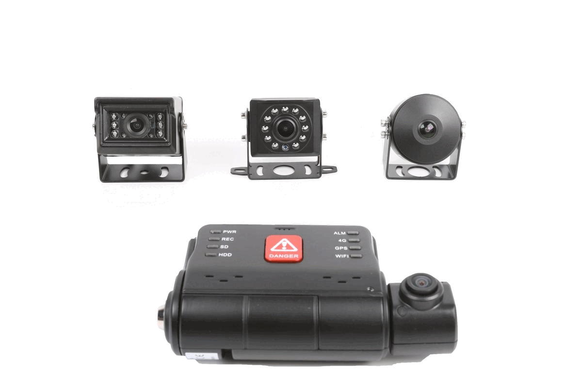 PROFIO X6 - 4 channel dash cam with Wifi / 4G SIM + FULL HD resolution